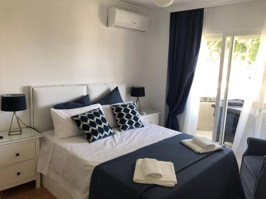 Apartamento Torremolinos 5 Personas + Parking + Piscina Todo El Ano Экстерьер фото