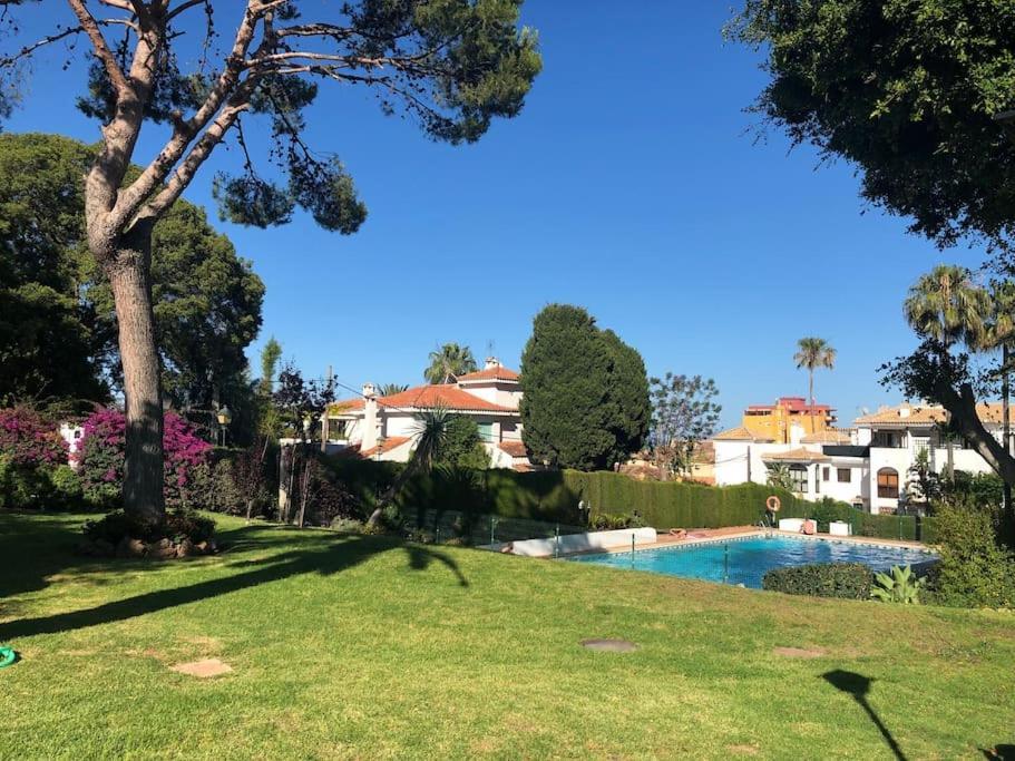 Apartamento Torremolinos 5 Personas + Parking + Piscina Todo El Ano Экстерьер фото
