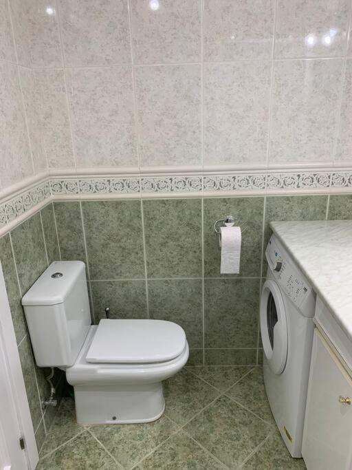 Apartamento Torremolinos 5 Personas + Parking + Piscina Todo El Ano Экстерьер фото