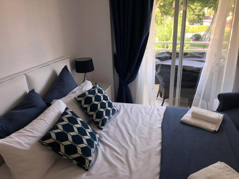 Apartamento Torremolinos 5 Personas + Parking + Piscina Todo El Ano Экстерьер фото